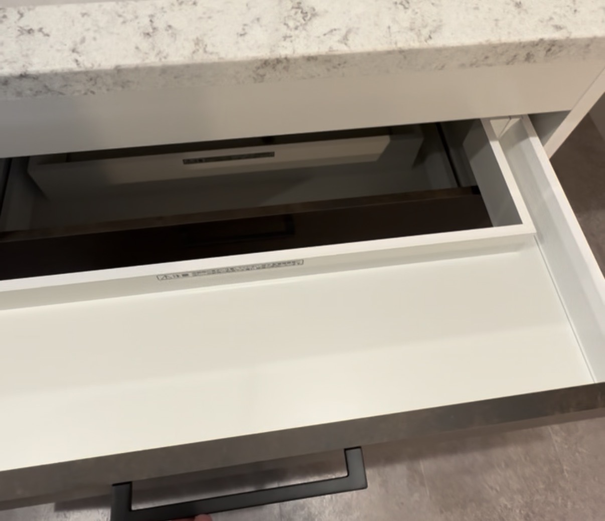 洗面台の引き出し収納